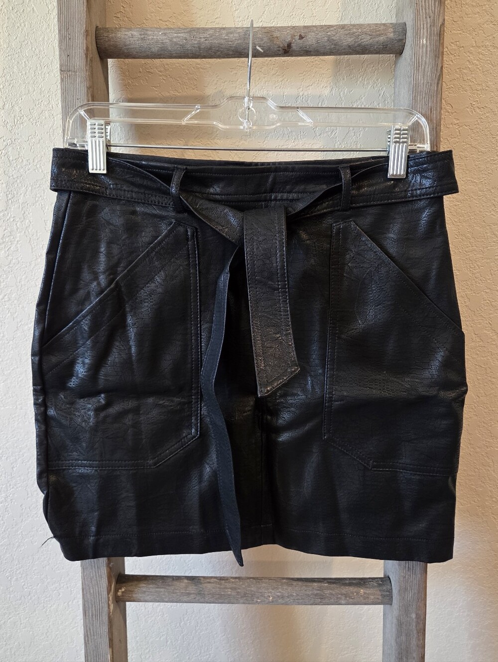 Stella Luce Women's Black Faux Leather Skirt - Size Small